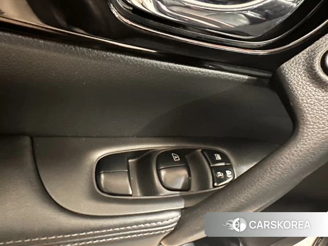 Nissan Qijun 2021 Белый из Китая, фото 5