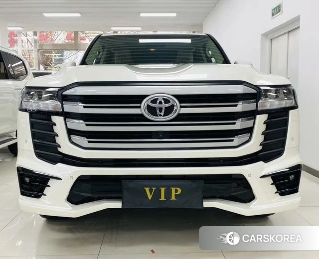 Toyota Land Cruiser (imported) 2026 Белый из Китая, фото 5