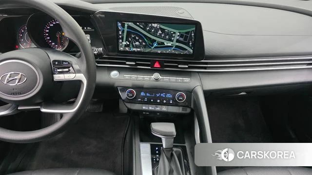 Hyundai Avante (CN7) 2022 Серебристо-серый из Кореи, фото 5