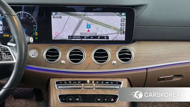 Mercedes-Benz E-Class W213 2021 Черный из Кореи, фото 5