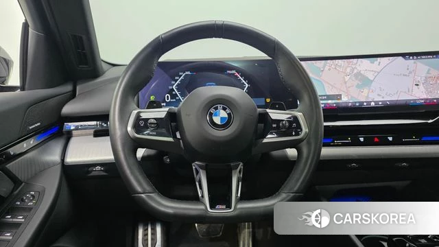 BMW 5 Series (G60) 2024 Черный из Кореи, фото 5