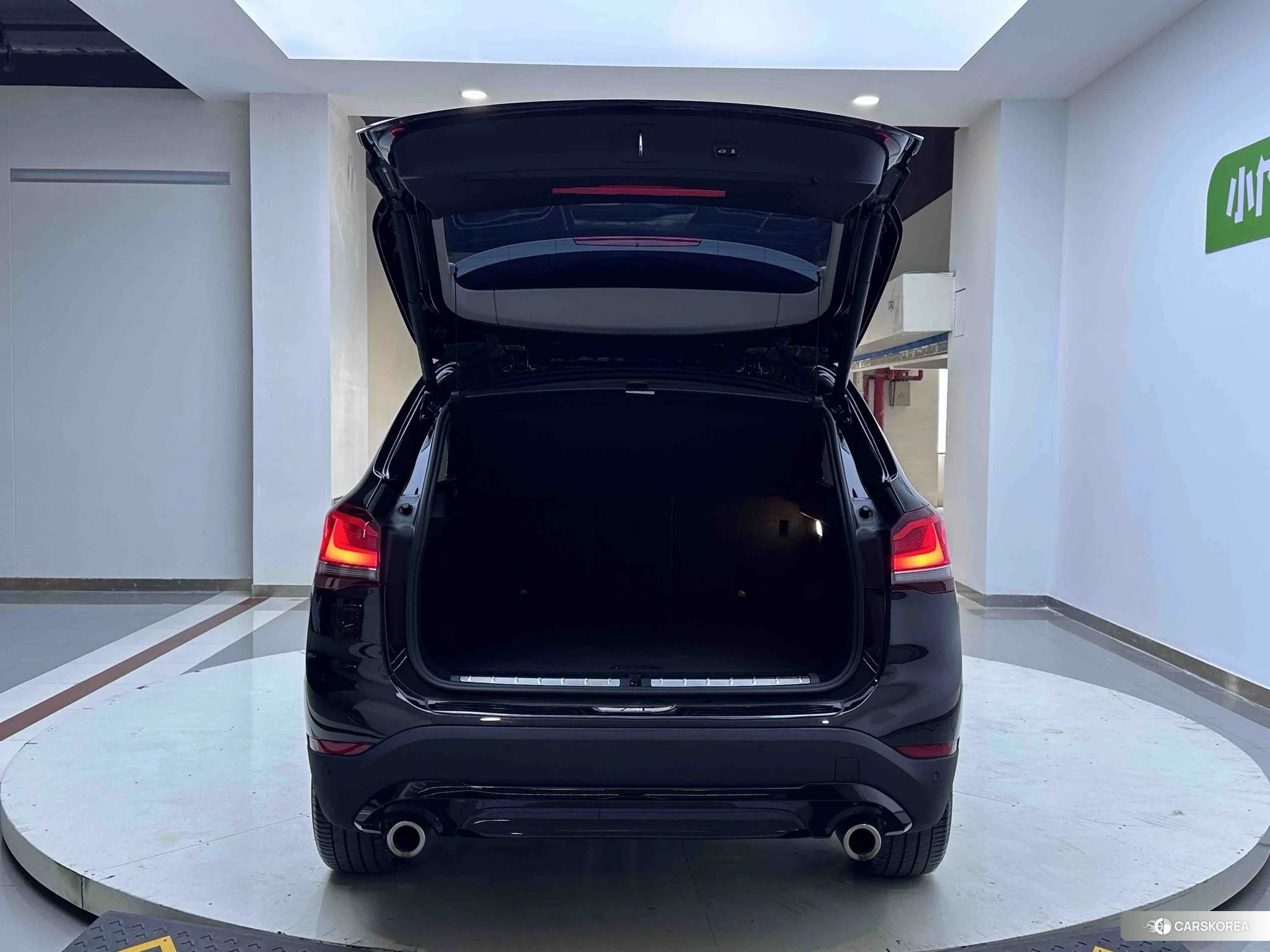 BMW X1 2021 Черный из Китая, фото 5