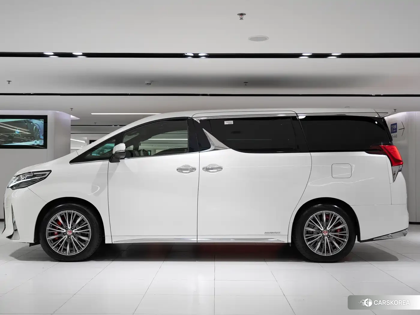 Lexus LM 2022 Белый из Китая, фото 6