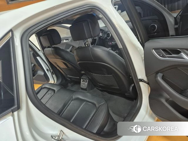 Audi New A3 2020 Белый из Кореи, фото 5
