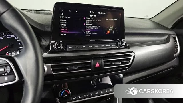 Kia Seltos 2021 Белый из Кореи, фото 5