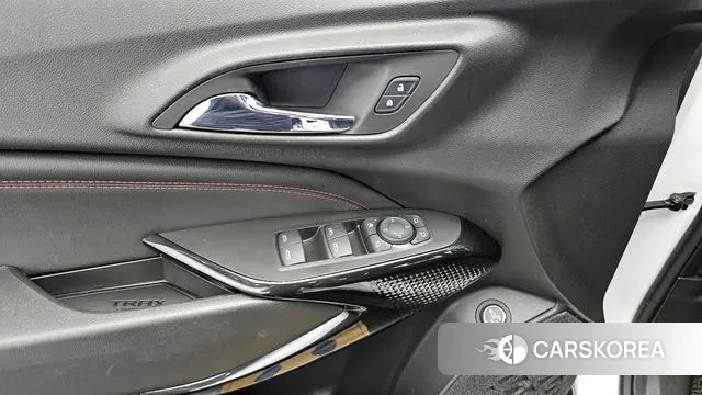 Chevrolet (GM Daewoo) Trax Crossover 2023 Белый из Кореи, фото 5
