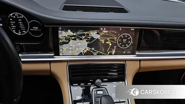 Porsche Panamera (971) 2018 Белый из Кореи, фото 5