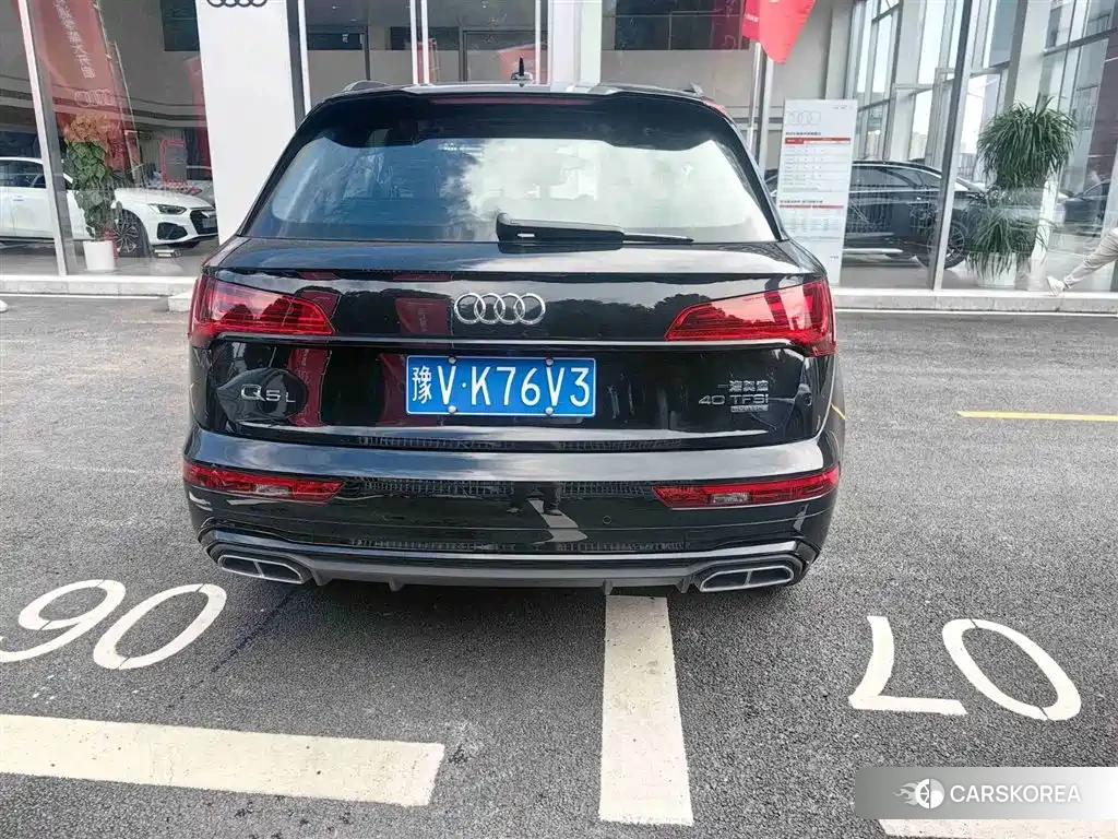 Audi Q5L 2025 Черный из Китая, фото 6