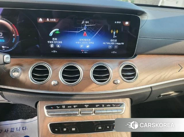 Mercedes-Benz E-Class W213 2023 Белый из Кореи, фото 5