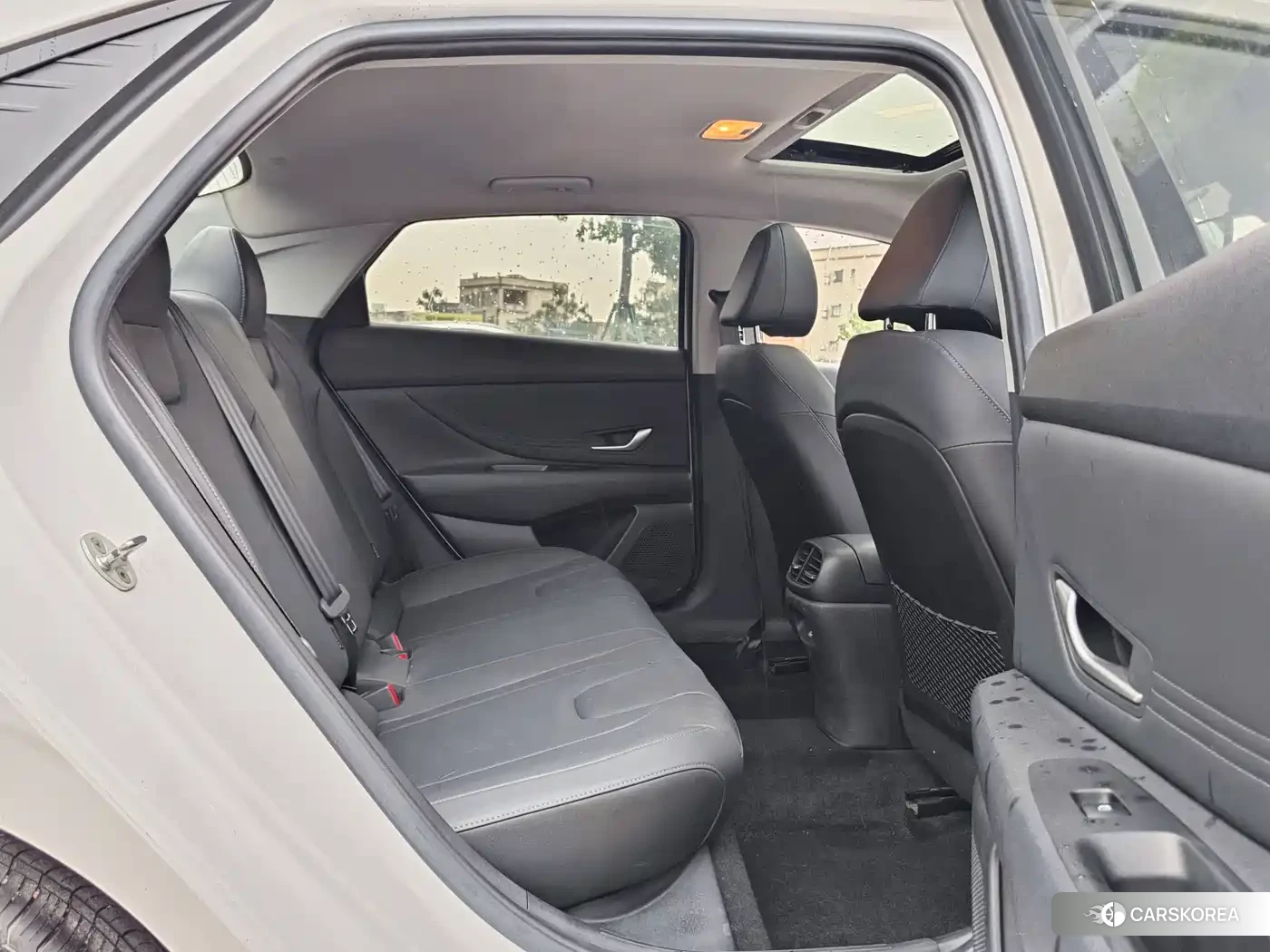 Hyundai Elantra 2022 Белый из Китая, фото 5