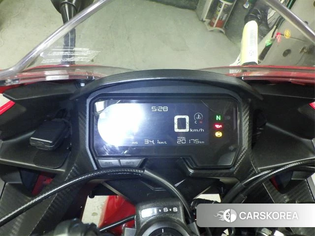 Проданный Honda CBR400R 2020 из Японии, фото 2