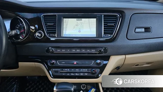 Kia The New Carnival 2018 Белый из Кореи, фото 5