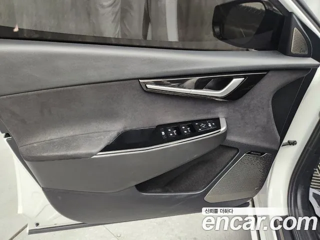 Kia EV6 id 2740094 из Кореи 5