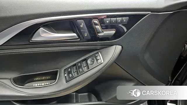 Infiniti Q30 2019 Черный из Кореи, фото 5