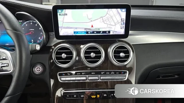 Mercedes-Benz GLC-Class X253 2020 Белый из Кореи, фото 5