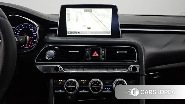 Genesis G70 2019 Красный из Кореи, фото 5