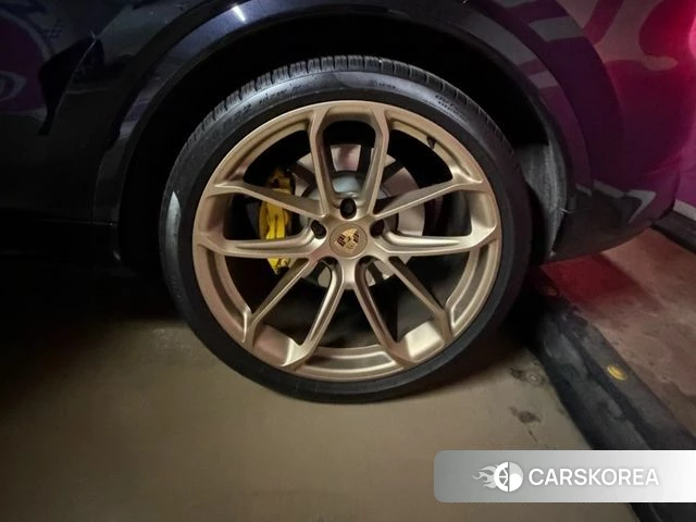 Porsche Cayenne (PO536) 2021 Черный из Кореи, фото 5