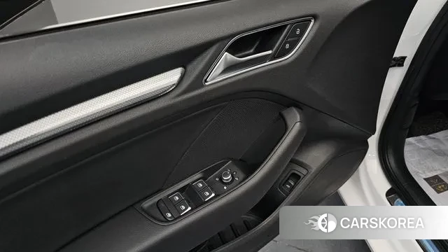 Audi New A3 2018 Белый из Кореи, фото 5