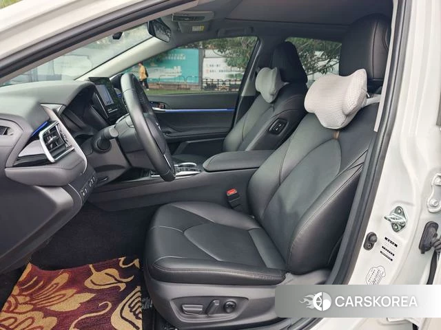 Toyota Camry 2024 Белый из Китая, фото 5