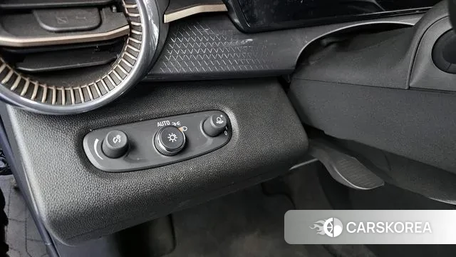 Chevrolet (GM Daewoo) Trax Crossover 2023 Черный из Кореи, фото 5