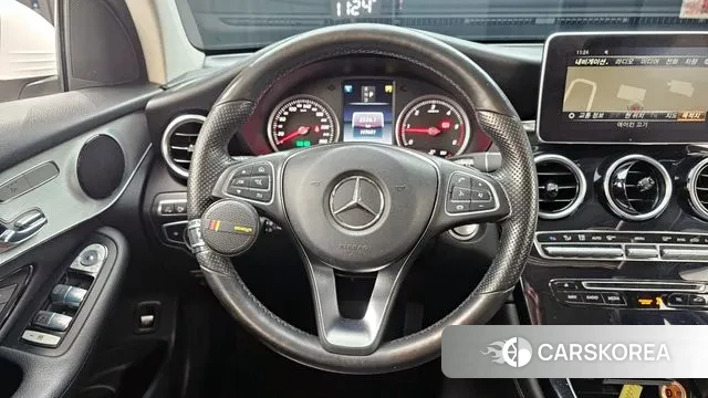 Mercedes-Benz GLC-Class X253 2018 Белый из Кореи, фото 5