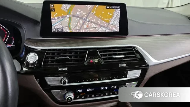 BMW 5 Series (G30) 2020 Синий из Кореи, фото 5