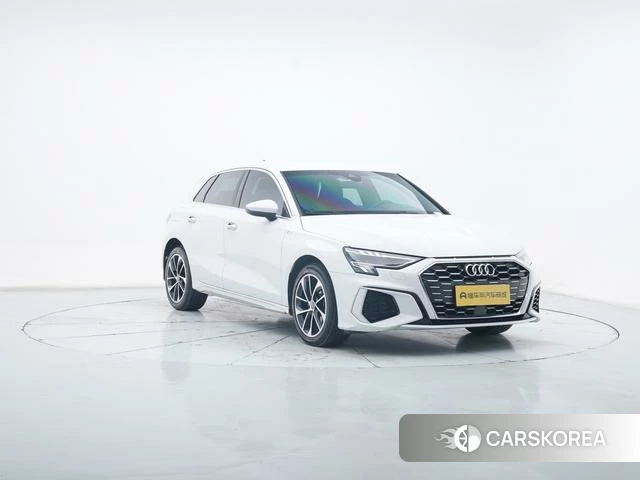 Audi A3 2022 Белый из Китая, фото 5