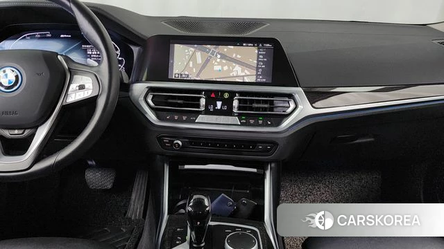 BMW 3 Series (G20) 2022 Черный из Кореи, фото 5