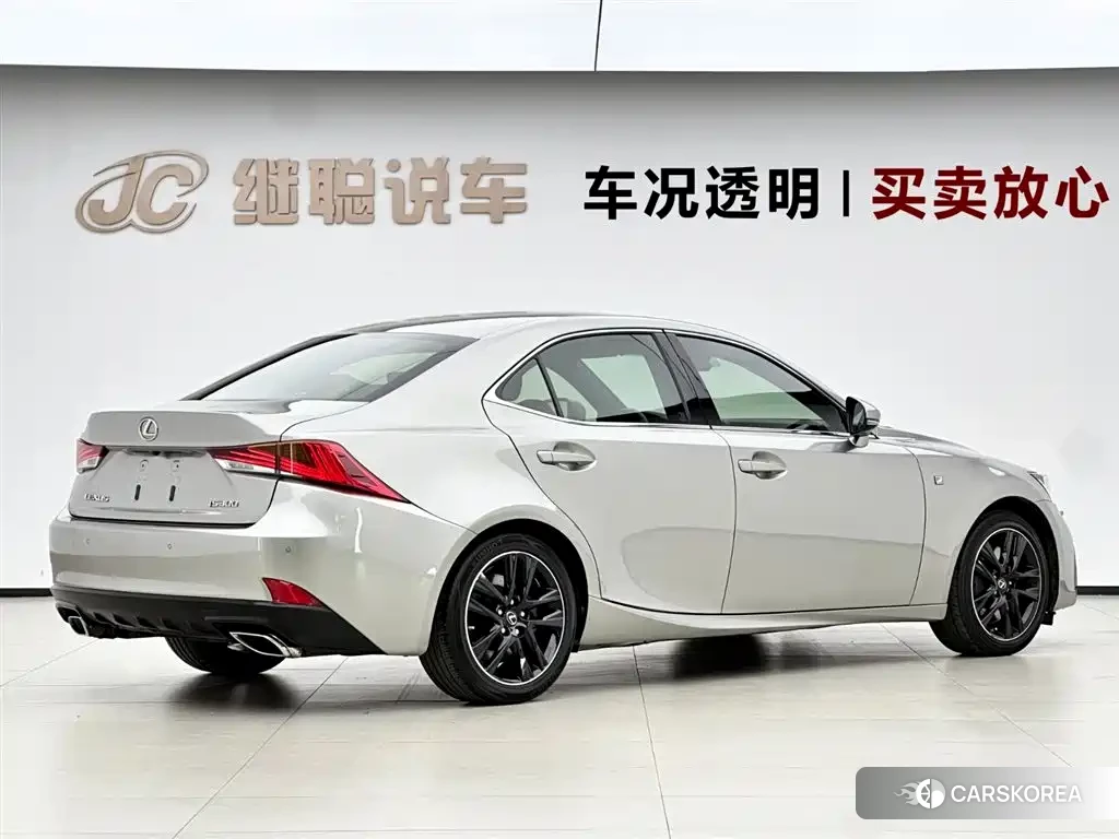 Lexus IS 2018 Champagne/brown из Китая, фото 5