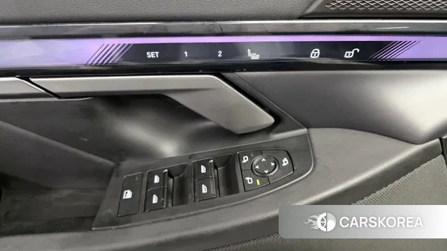 BMW 5 Series (G60) 2025 Белый из Кореи, фото 5