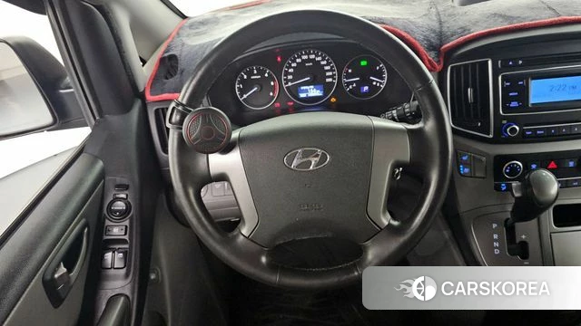 Hyundai The New Grand Starex 2018 Черный из Кореи, фото 5