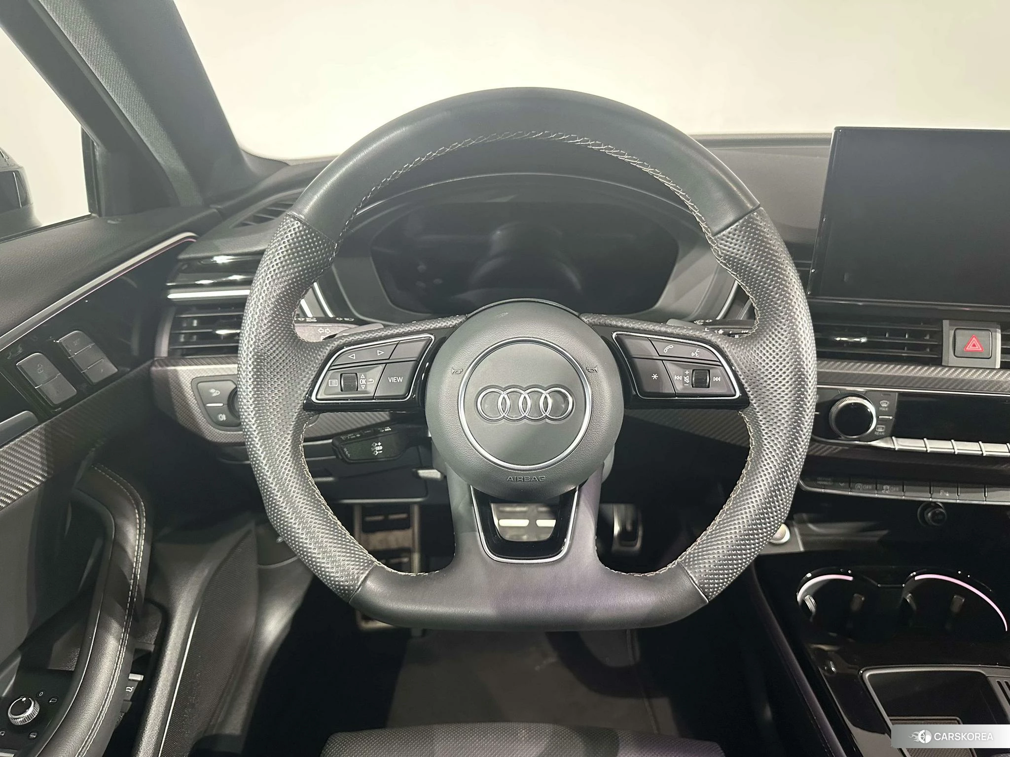 Audi A4L 2023 Темно-серый из Китая, фото 5