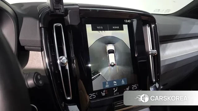 Volvo XC40 2021 Белый из Кореи, фото 5