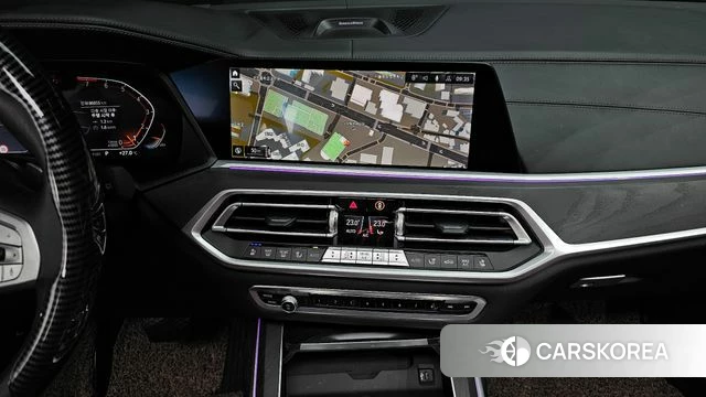 BMW X7 (G07) 2021 Черный из Кореи, фото 5