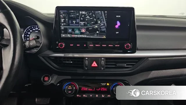 Kia The New K3 2nd generation 2022 Белый из Кореи, фото 5