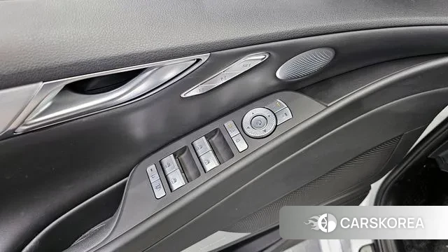 Genesis G80 (RG3) 2025 Белый из Кореи, фото 5