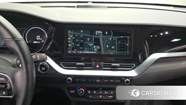 Kia Niro Plus 2023 Черный из Кореи, фото 5