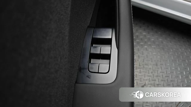 Tesla Model 3 2024 Белый из Кореи, фото 5