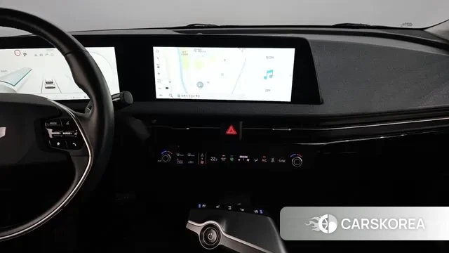 Kia EV6 2022 Жемчужный цвет из Кореи, фото 5