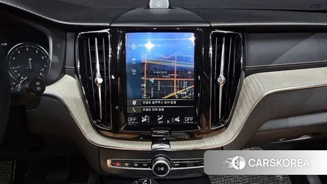 Volvo XC60 second Generation 2019 Белый из Кореи, фото 5