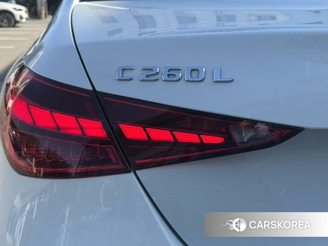 Mercedes-Benz Class C 2023 Белый из Китая, фото 5