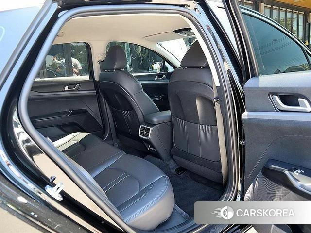 Kia K5 3rd generation 2022 Черный из Кореи, фото 5