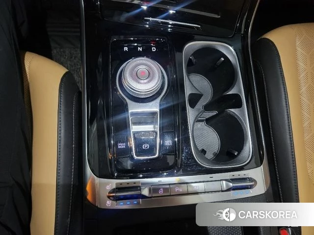 Kia Carnival 4th generation 2023 Белый из Кореи, фото 5
