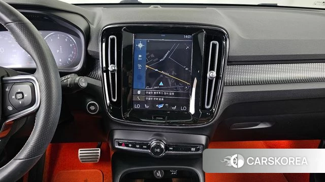 Volvo XC40 2020 Белый из Кореи, фото 5