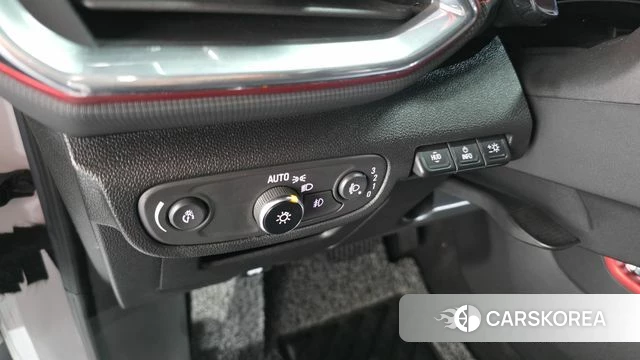 Chevrolet (GM Daewoo) Trailblazer 2022 Белый из Кореи, фото 5