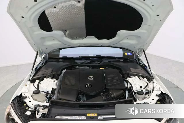 Mercedes-Benz Class C 2023 Белый из Китая, фото 5