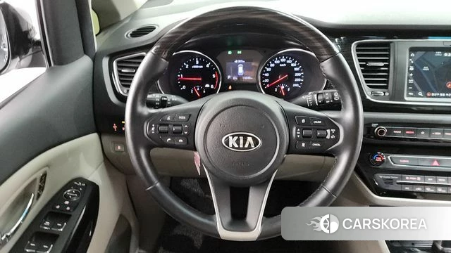 Kia The New Carnival 2019 Серебряный из Кореи, фото 5