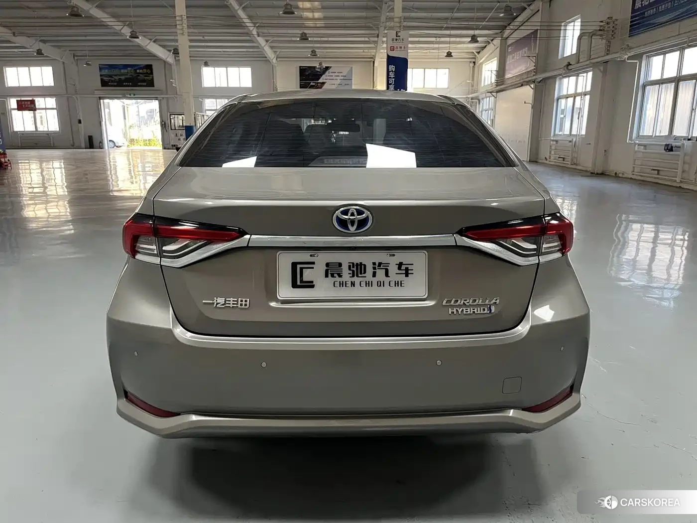 Toyota Corolla 2023 Silver/gray из Китая, фото 5
