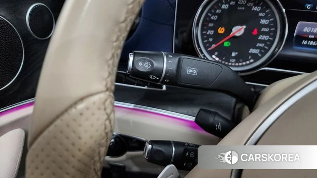 Mercedes-Benz E-Class W213 2018 Белый из Кореи, фото 5