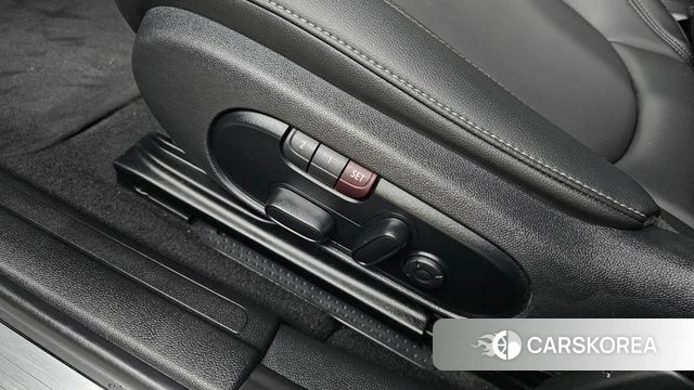 Mini Cooper Clubman 2019 Жемчужный цвет из Кореи, фото 5